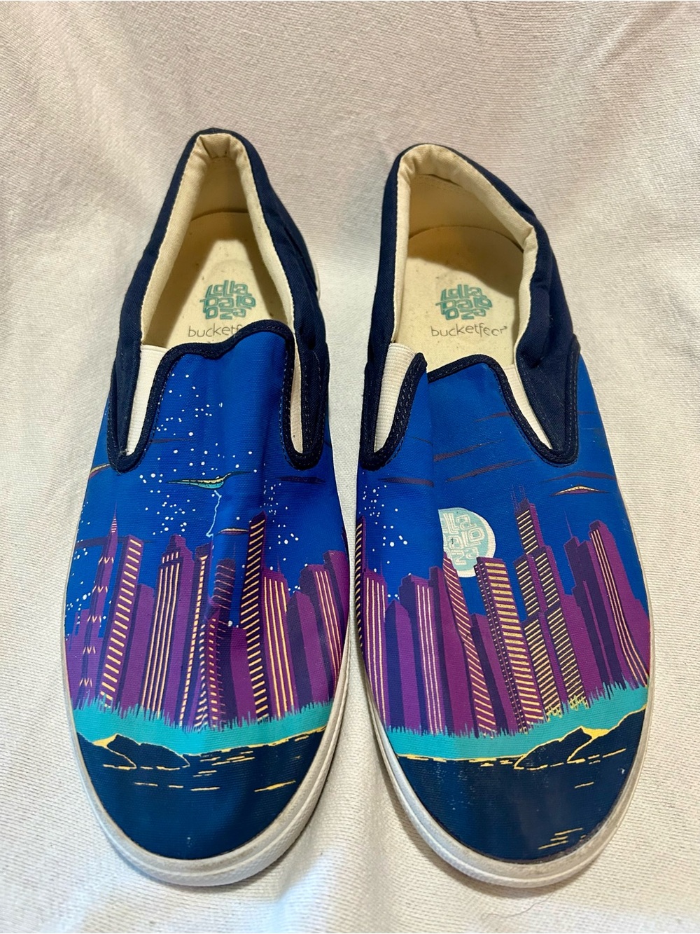 Bucket Feet Lollapalooza 12 Chicago Skyline Canvas Slip On Sneakers Mens Skyline